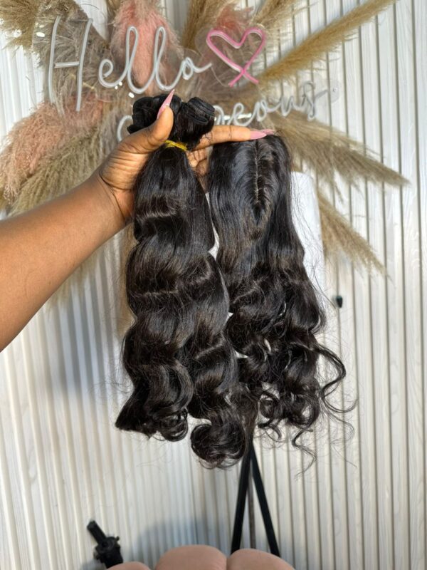 Human Hair Loose Bounce – Bundles + Closure