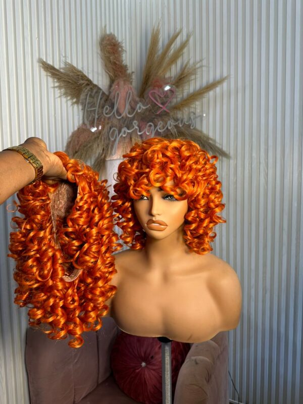 FASTEST FINGER DEAL – SASSY FRINGE WIG