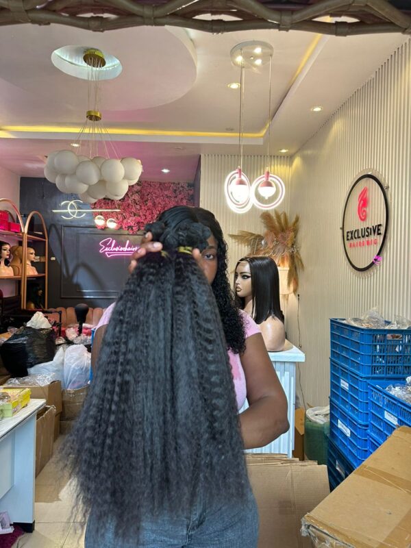Deal A6 – Kinky Straight Natural Curls