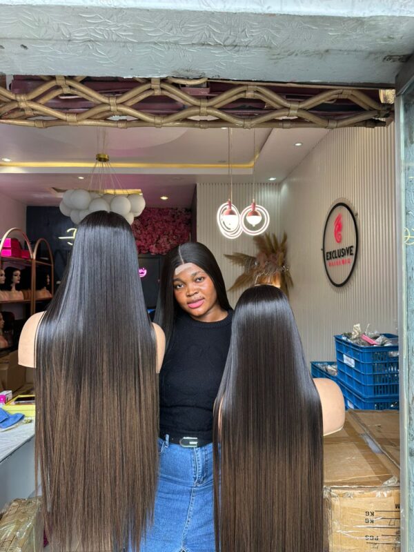 Ombre Chinese Bone Straight Wig – 30 Inches of Perfection - Image 2