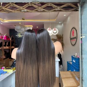 Ombre Chinese Bone Straight Wig – 30 Inches of Perfection